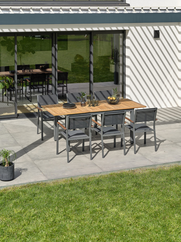 Ensemble repas acacia anthracite 6 personnes ORSINO